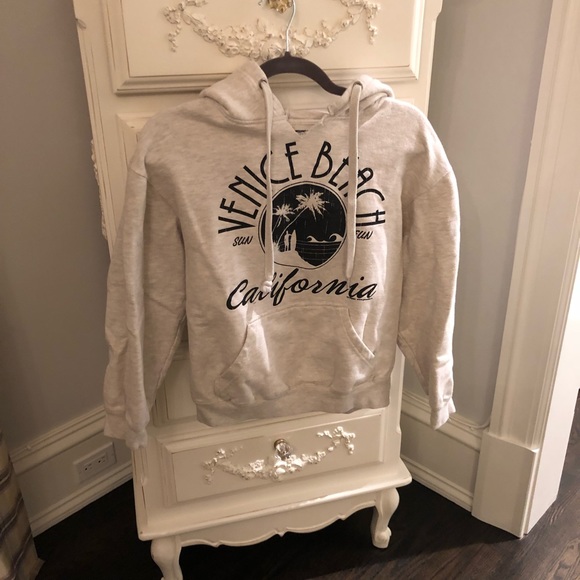 Tops - Venice Beach Hoodie Size S